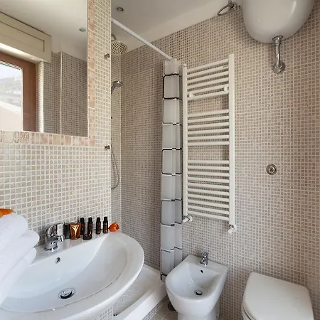 Domus Maria Bed & Breakfast *
